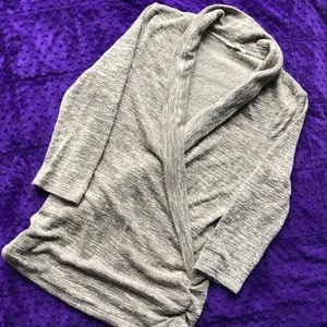 Hawthorn sweater, size M.